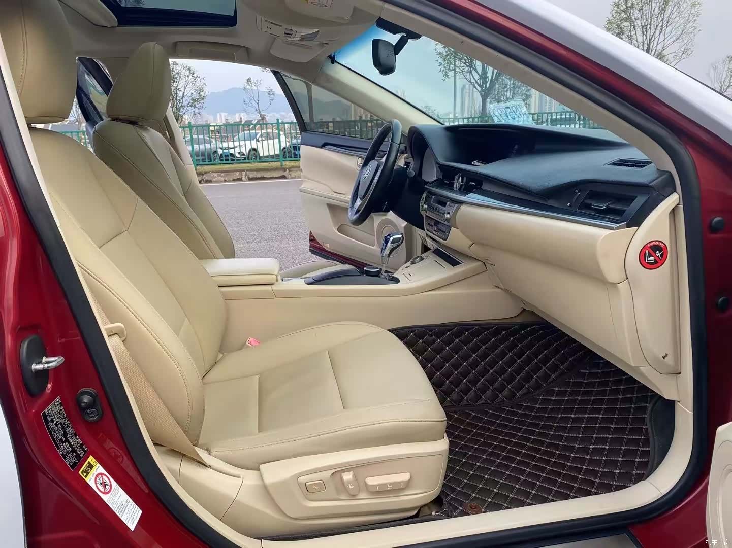 Lexus ES, 2014 8