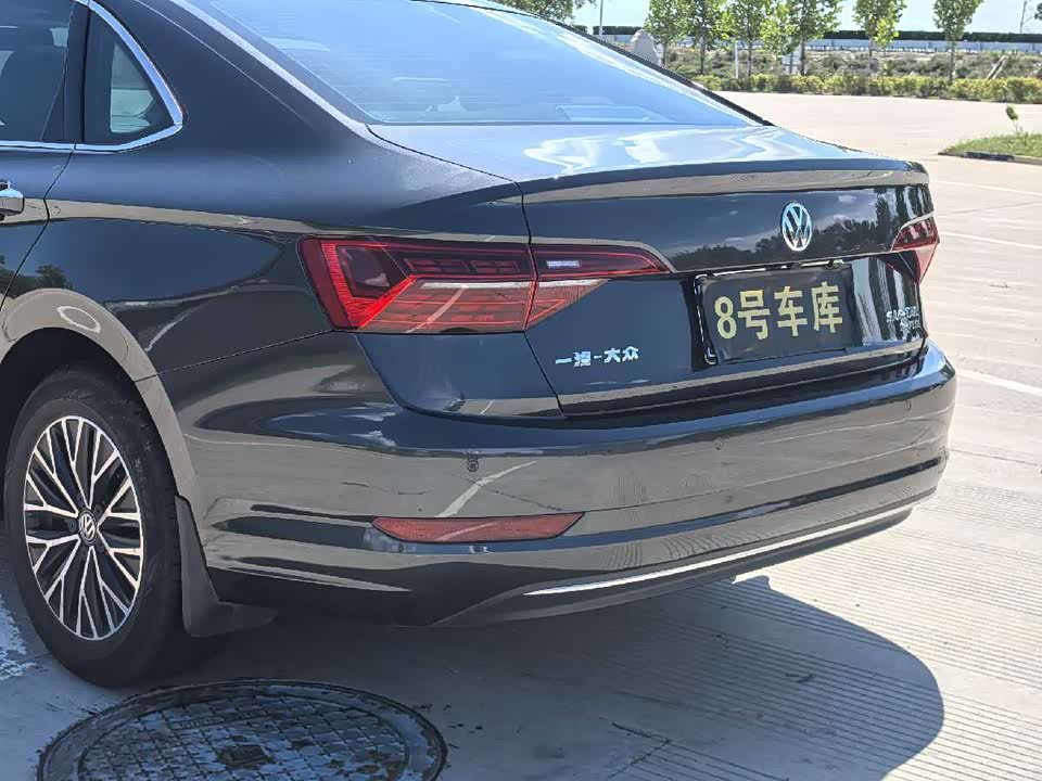 Volkswagen Sagitar Volkswagen Sagitar
