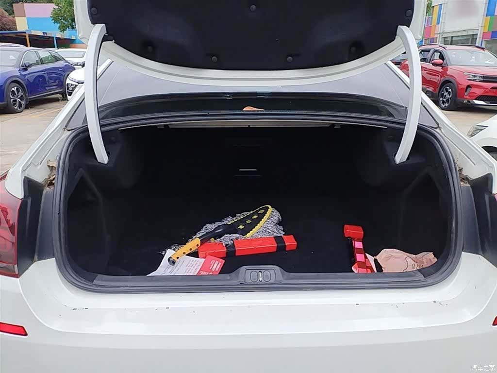 Citroen C5, 2017 19