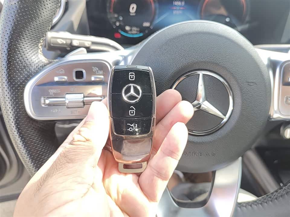 Mercedes-Benz EQA