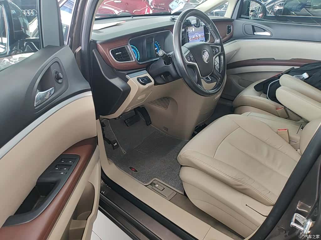 Buick GL8, 2016 16