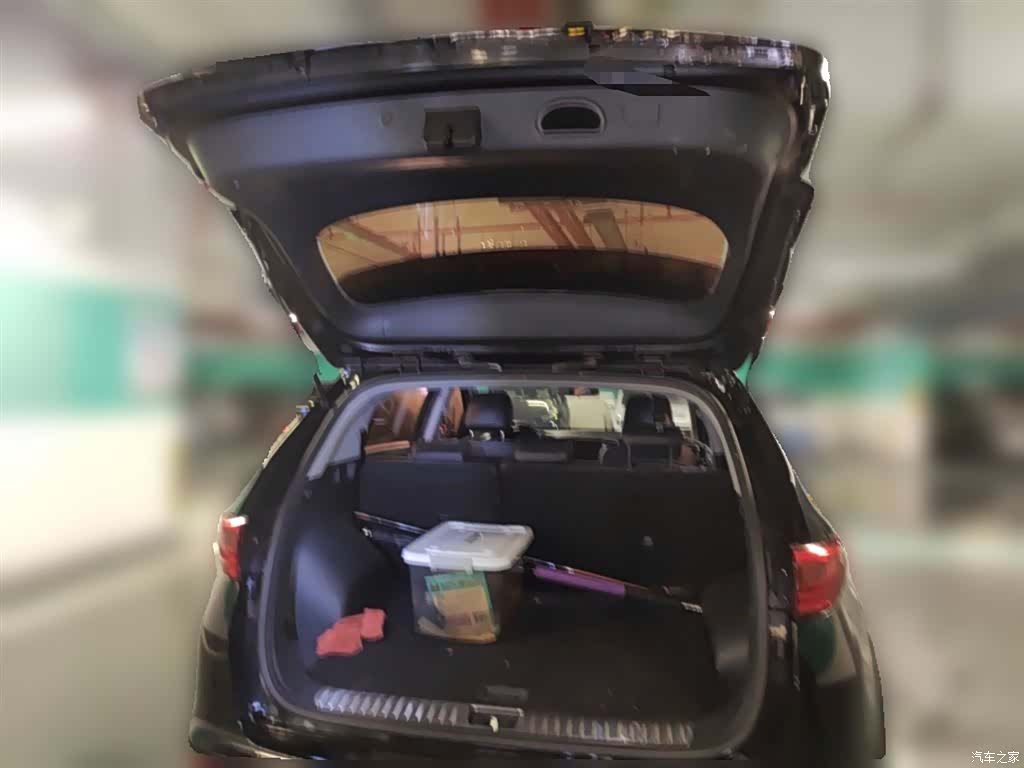 Kia KX5, 2016 10