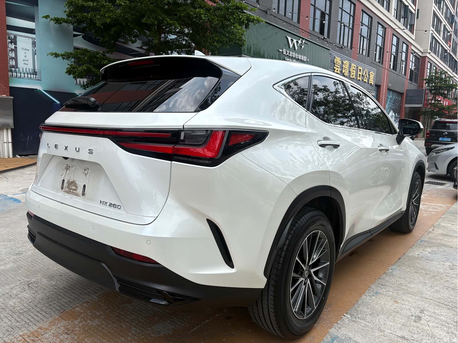 Lexus NX, 2023 все фото
