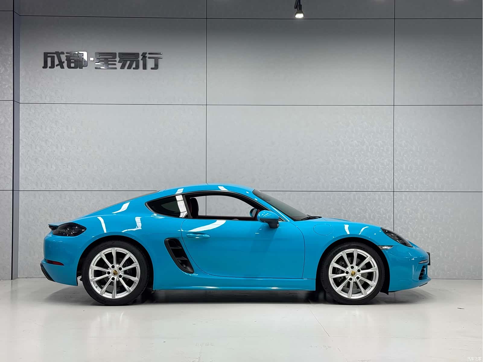 Porsche Cayman, 2019 7