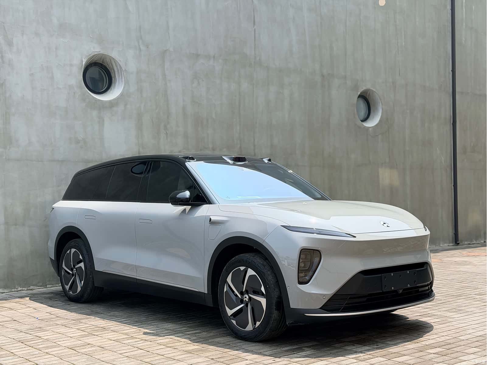 NIO ES8, 2024 3