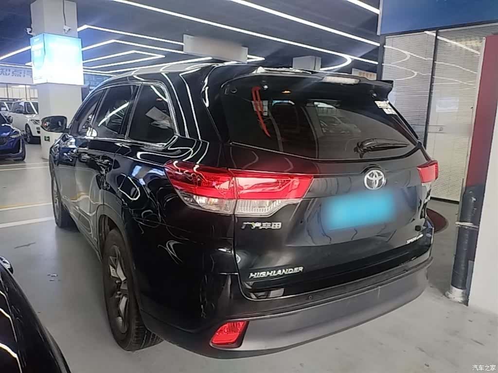 Toyota Highlander, 2021 все фото