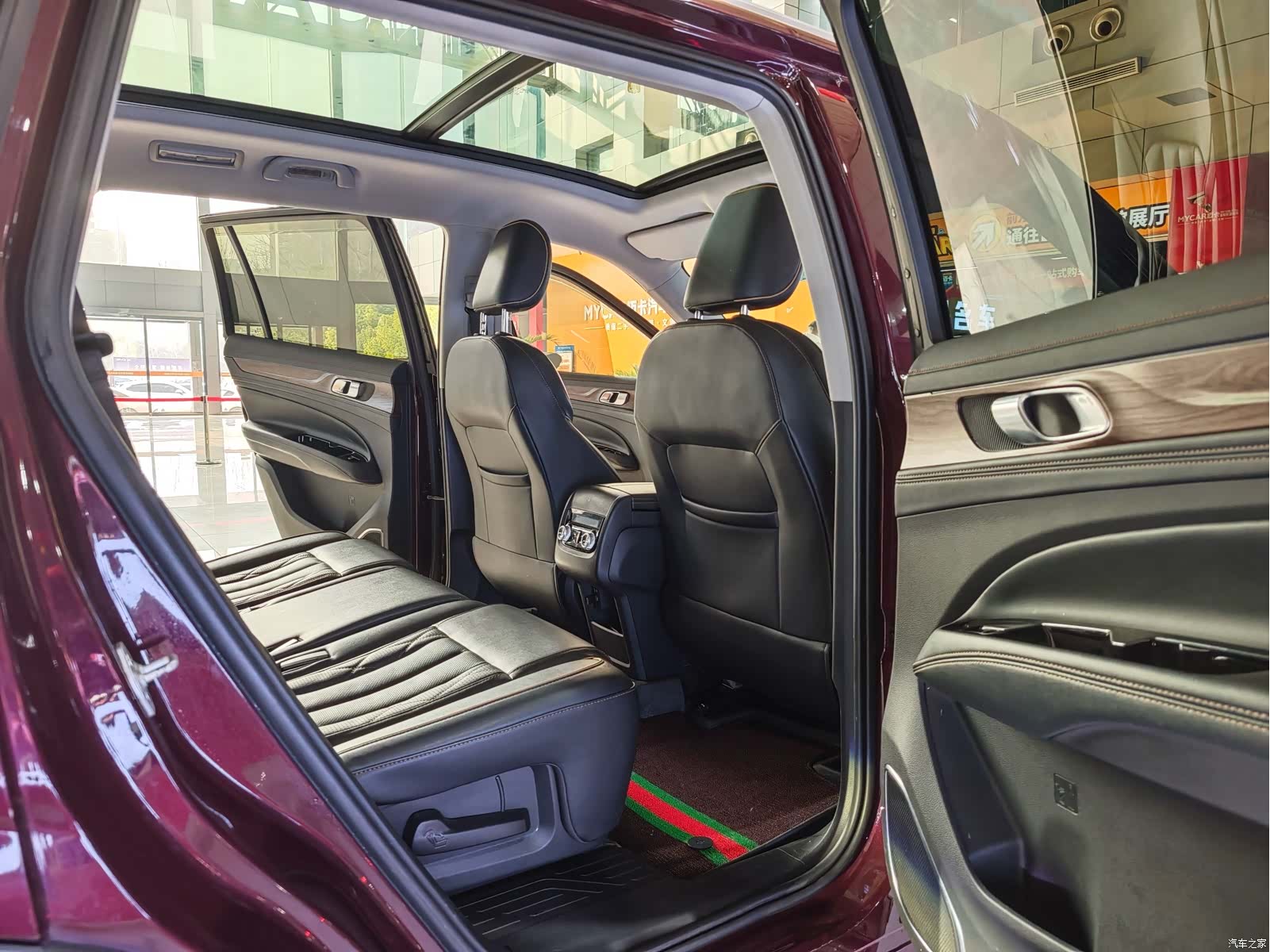 Ford Equator, 2021 10