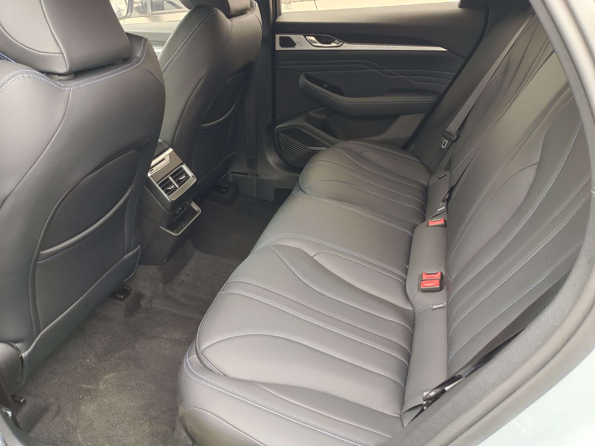 Geely Preface, 2024 все фото