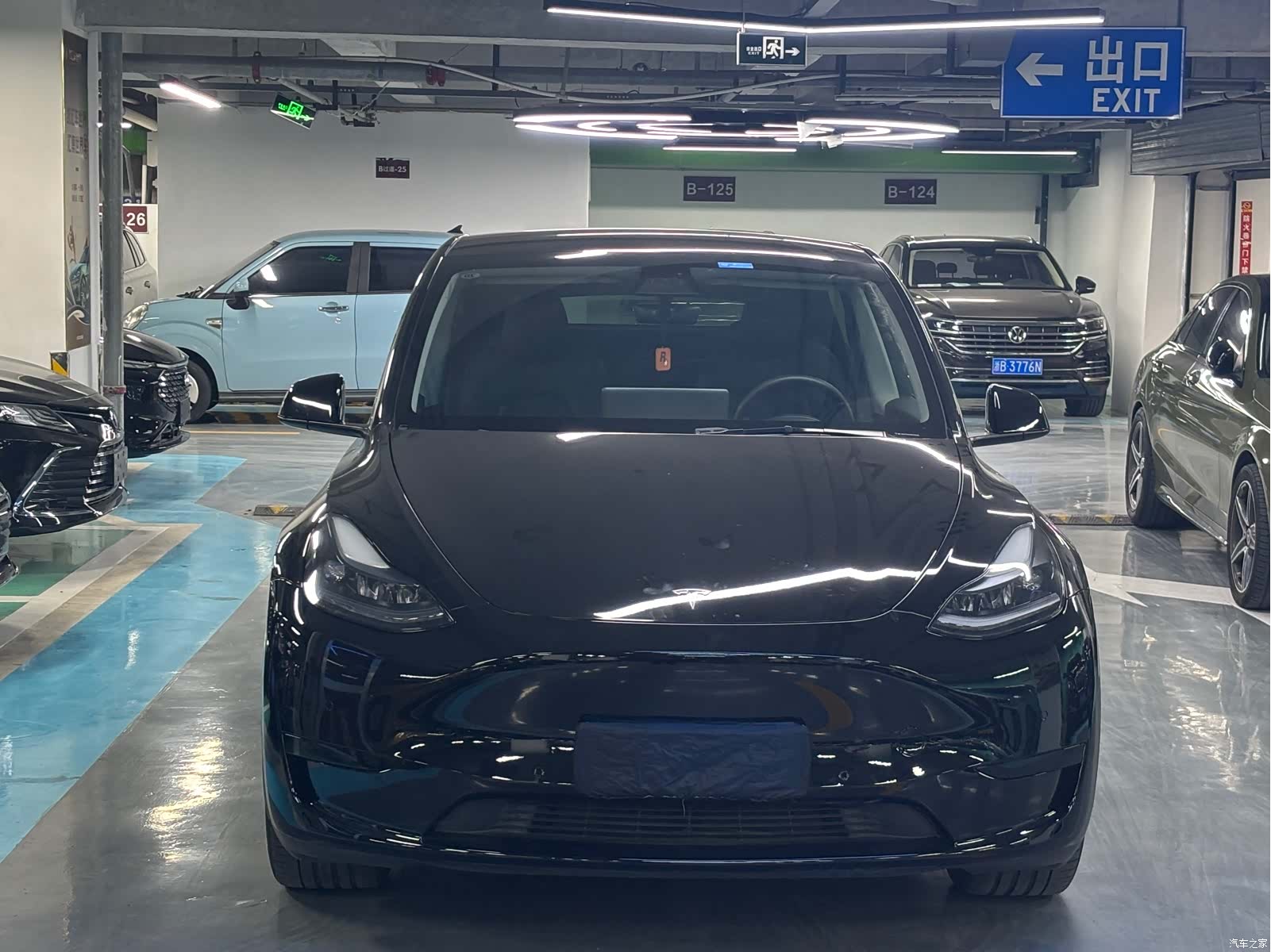 Tesla Model Y, 2023 2