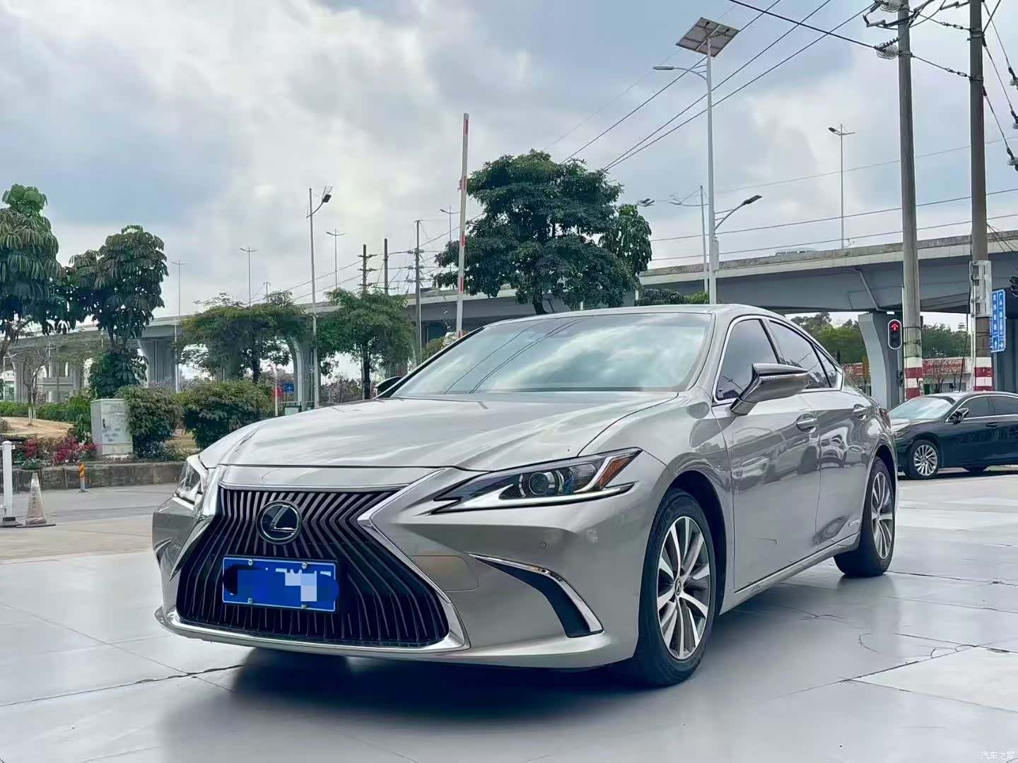 Lexus ES, 2020 1