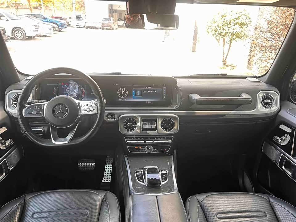 Mercedes-Benz G-class