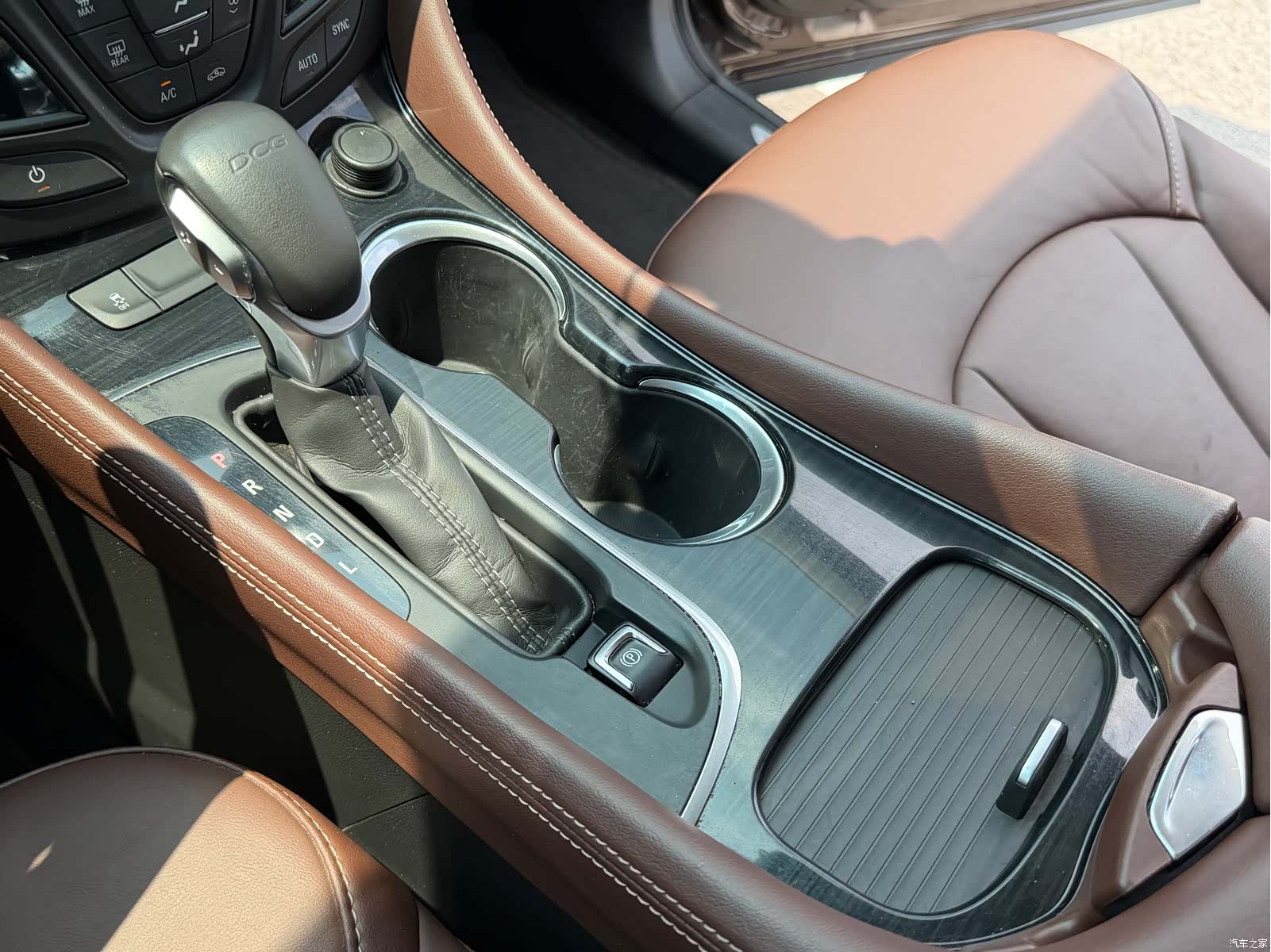 Buick Envision Plus, 2021 9
