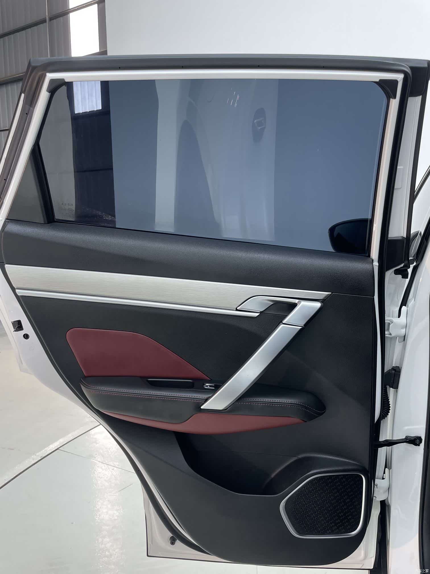 Geely Coolray, 2022 18