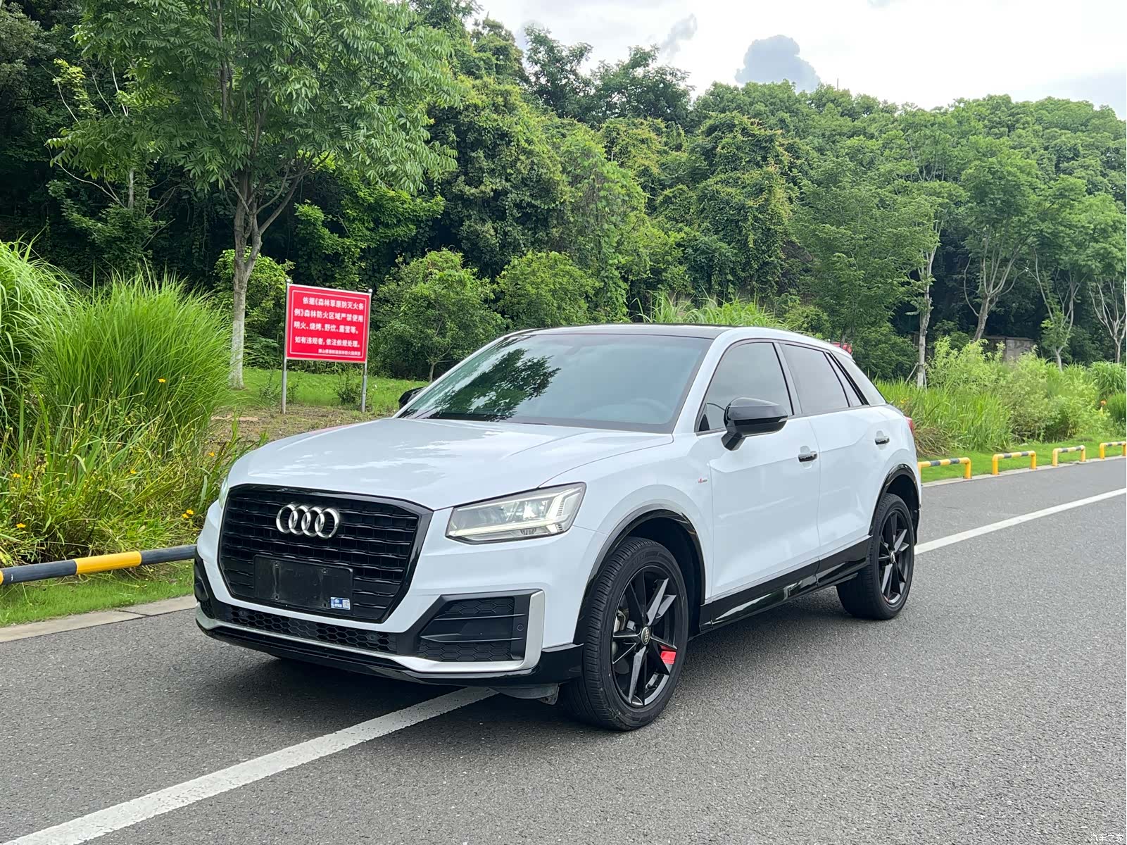 Audi Q2L, 2021 1