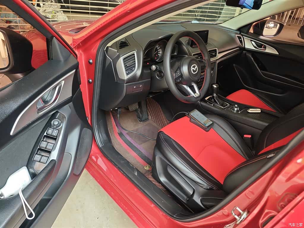 Mazda Mazda3, 2017 16