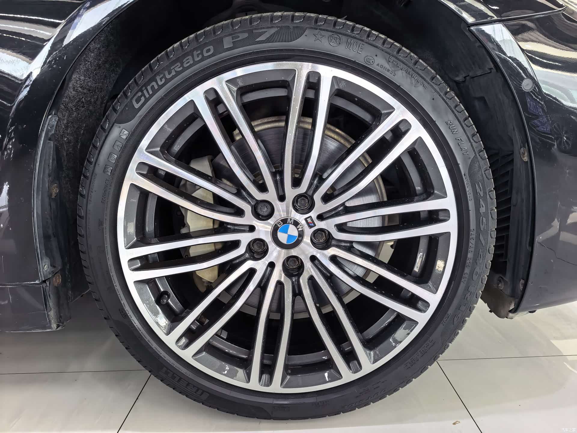 BMW 5 Series, 2017 11