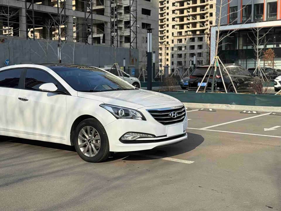 Hyundai Name picture