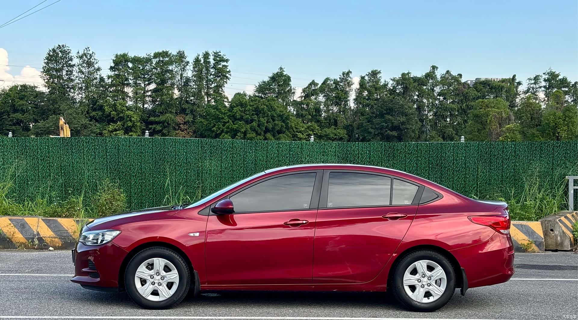 Chevrolet 320, 2018 4