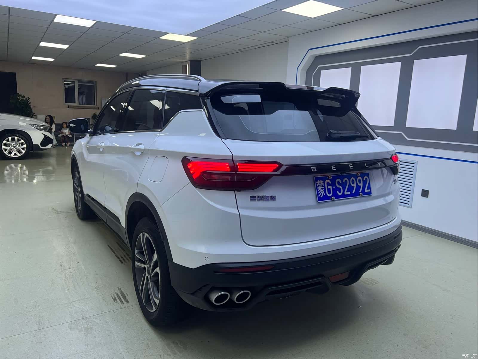Geely Coolray, 2022 6