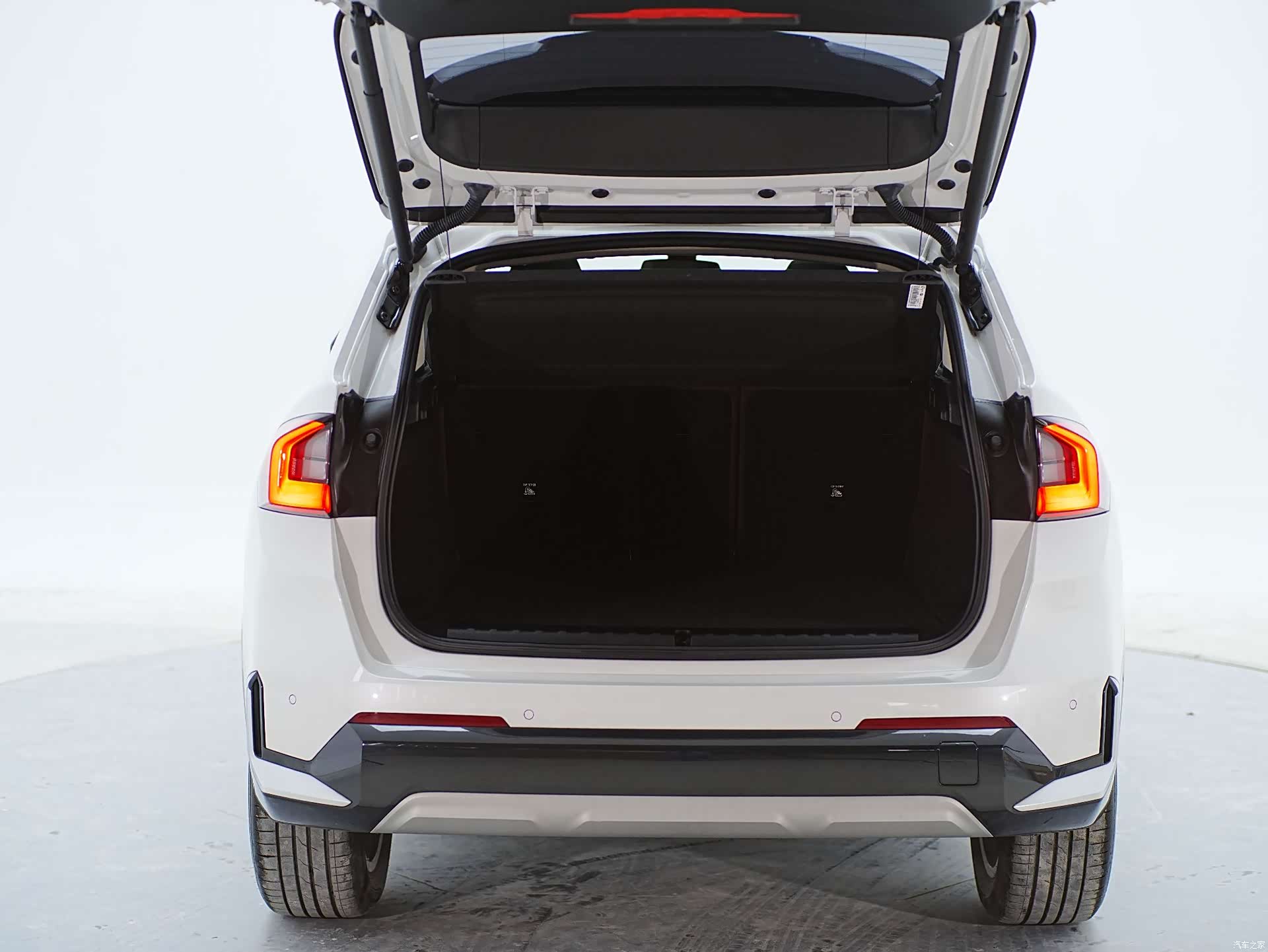 BMW X1, 2023 11