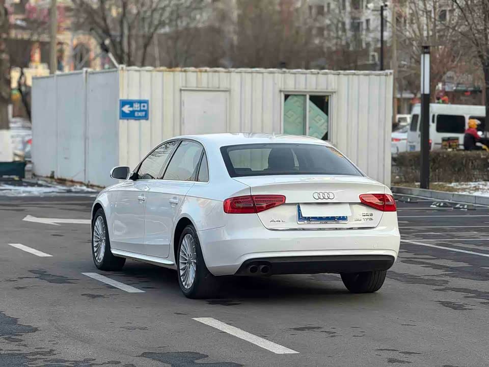 Audi A4L