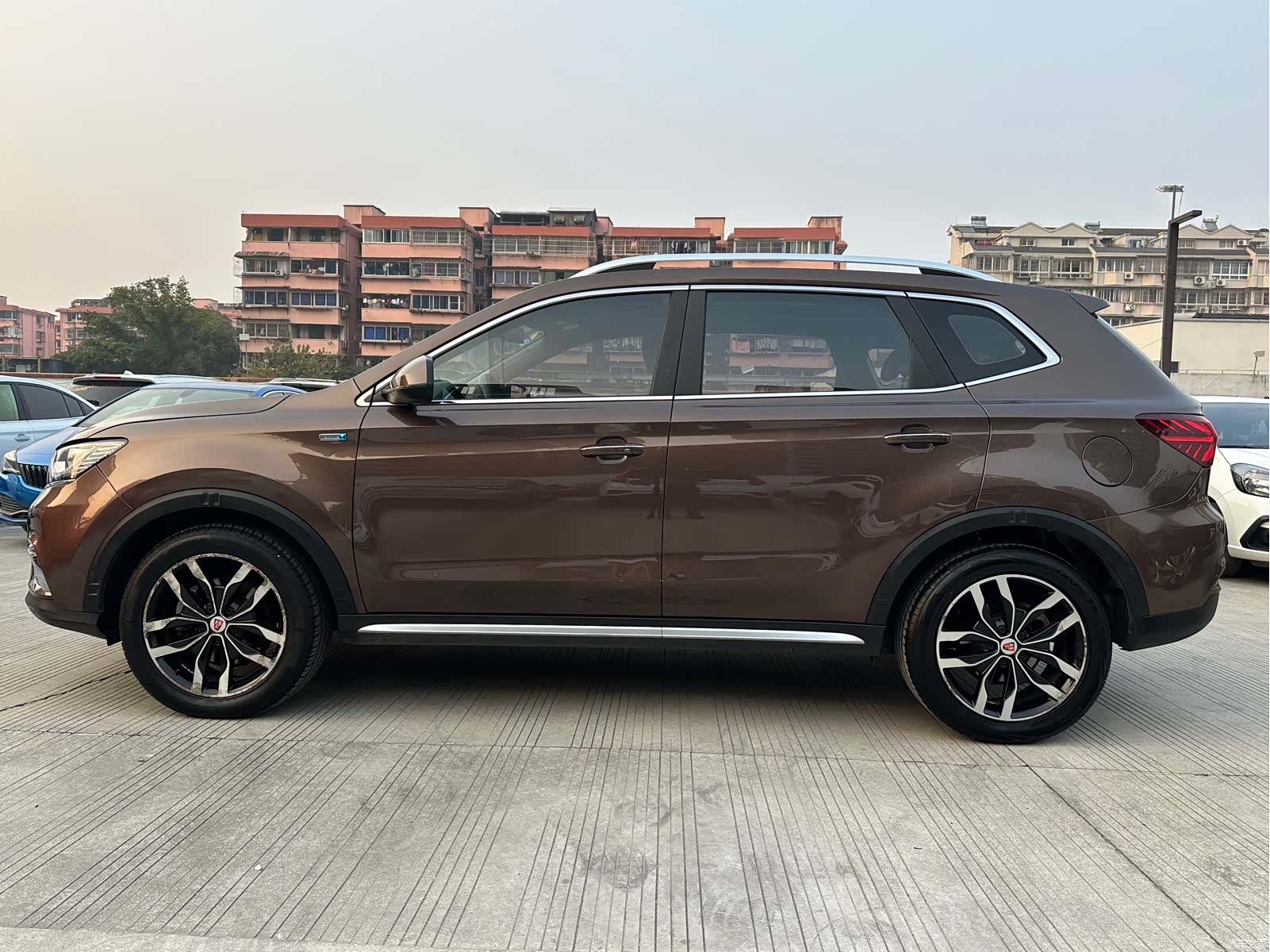 Roewe RX5, 2017 10
