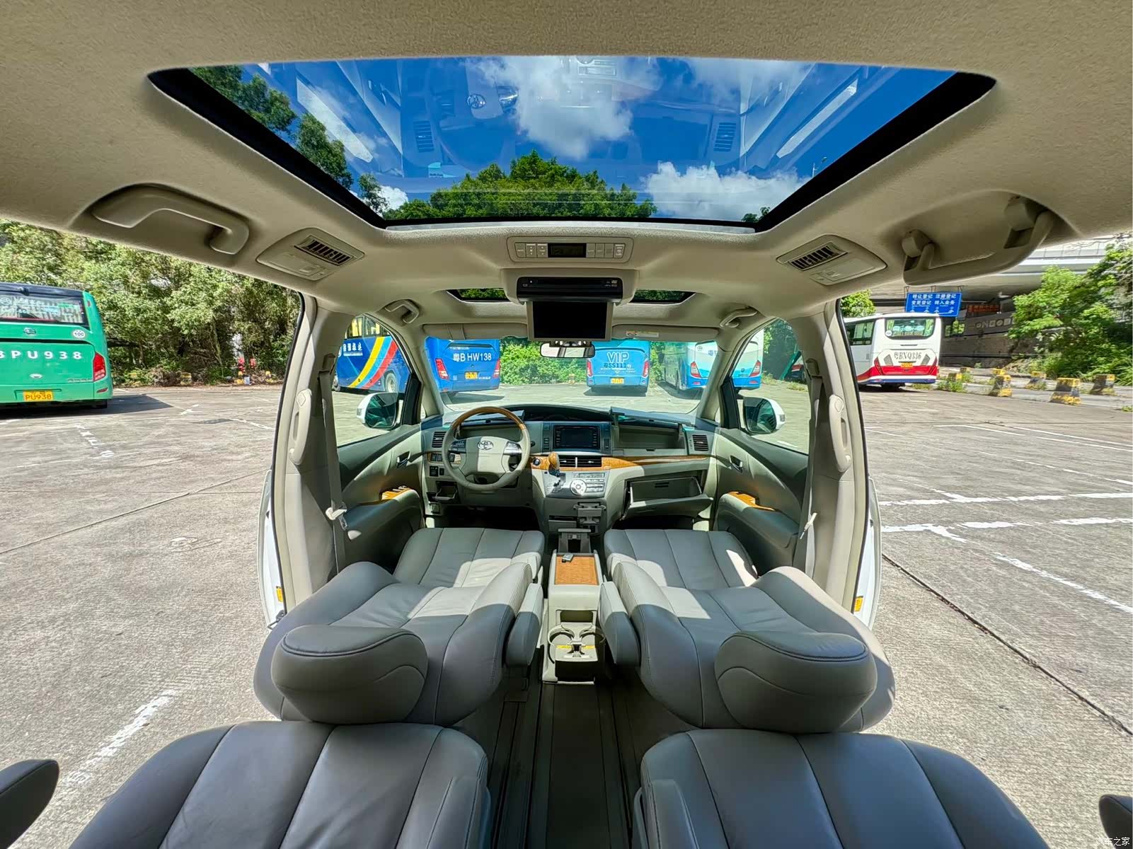 Toyota 7, 2012 9