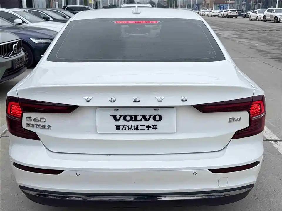 Volvo S60