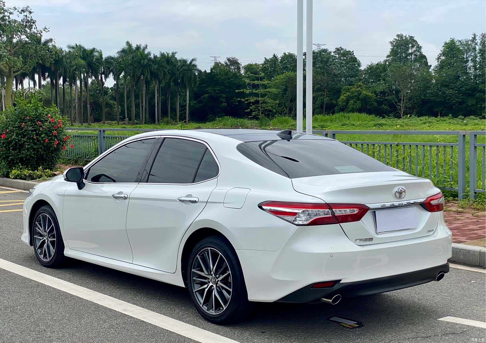 Toyota Camry, 2022 11