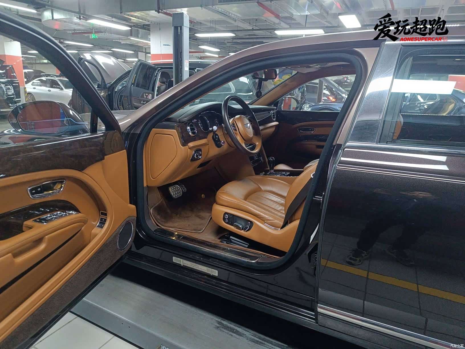 Bentley Mulsanne, 2016 4