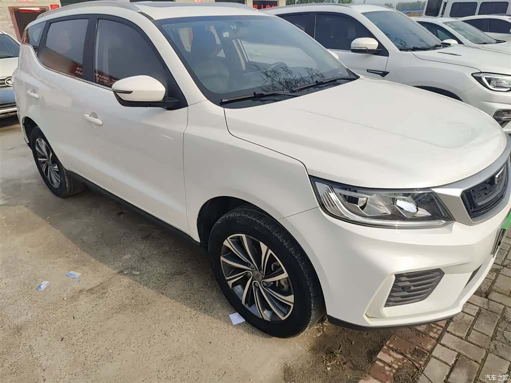 Geely X6, 2020 4