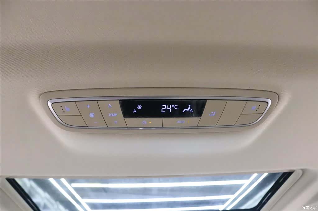Buick GL8, 2022 17