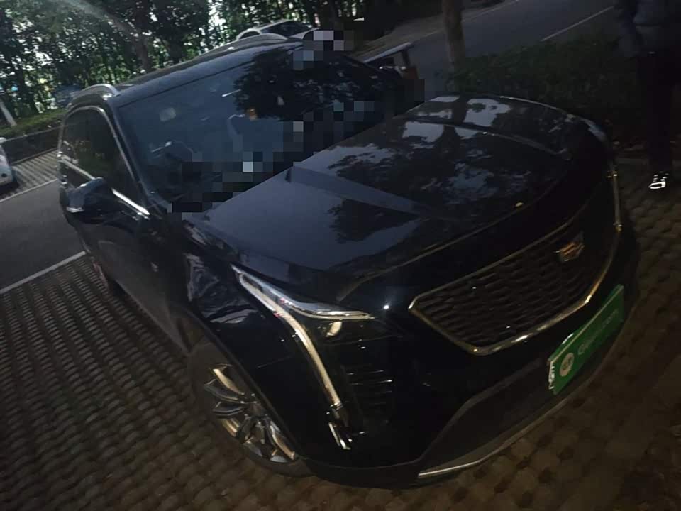 Cadillac XT4