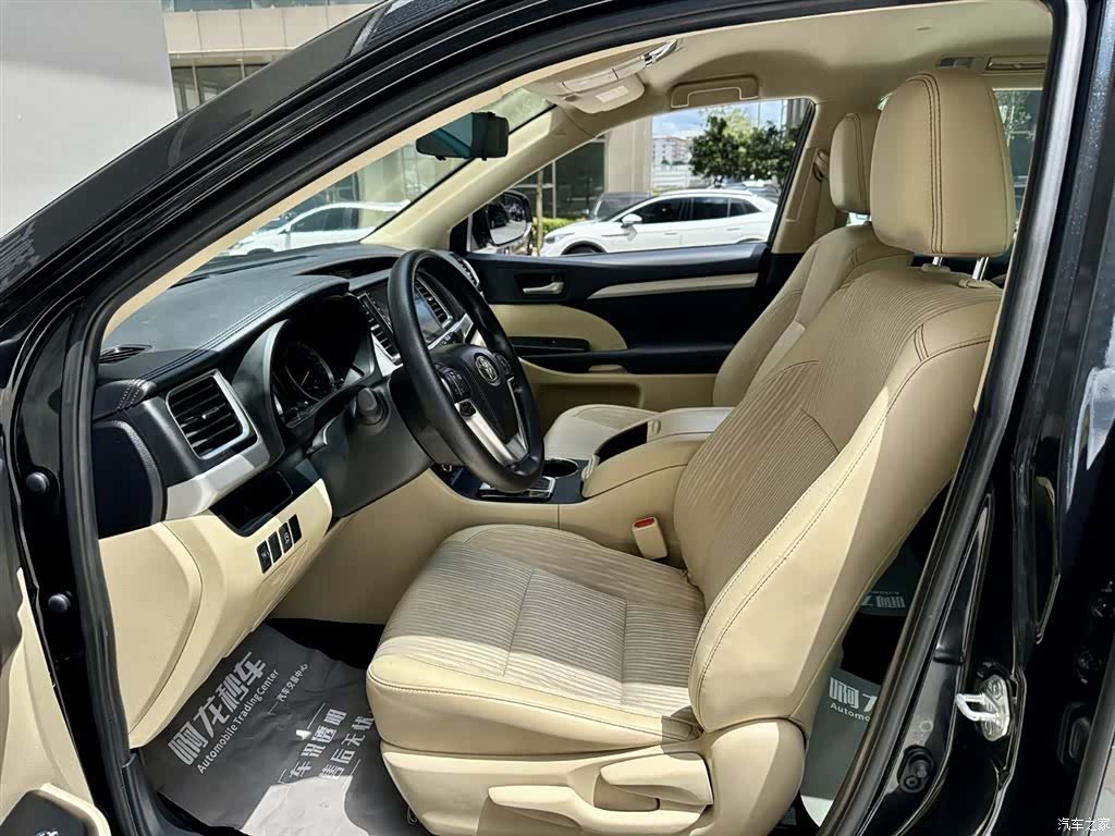 Toyota Highlander, 2022 11