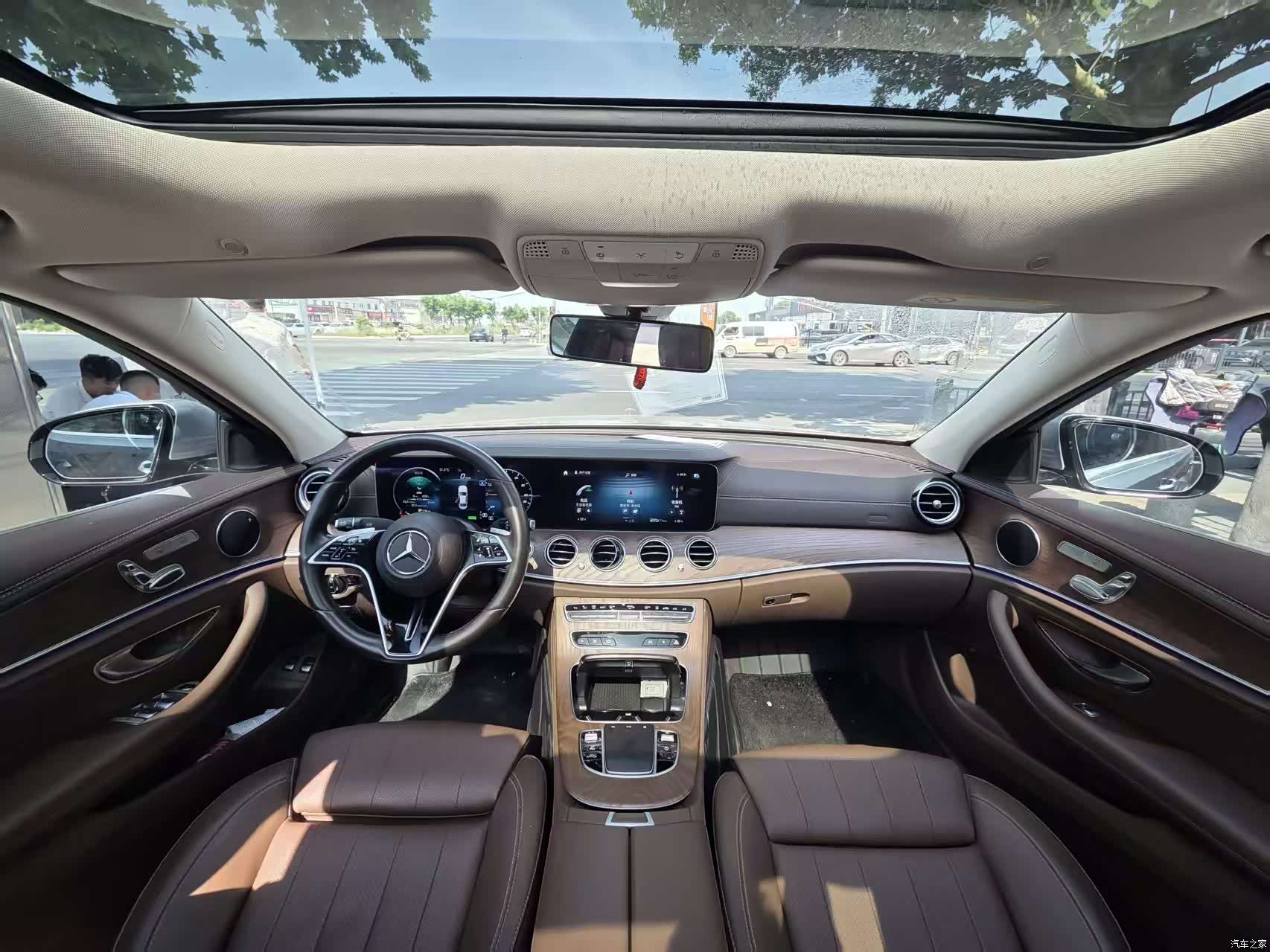 Mercedes-Benz E-Class, 2022 все фото