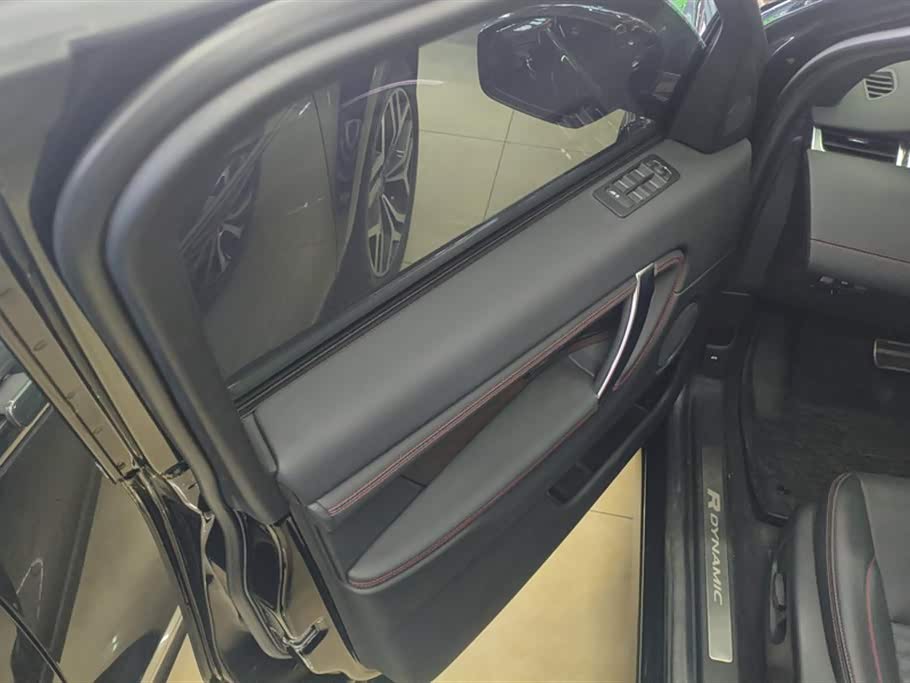 Land Rover Discover sports