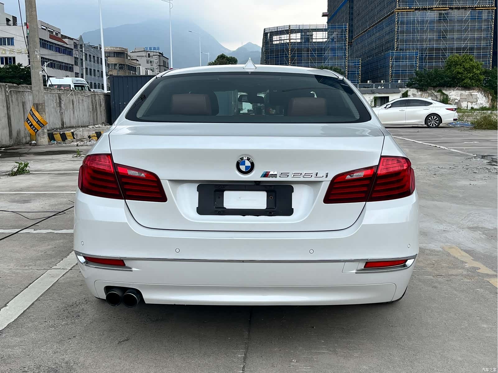 BMW 5 Series, 2016 16
