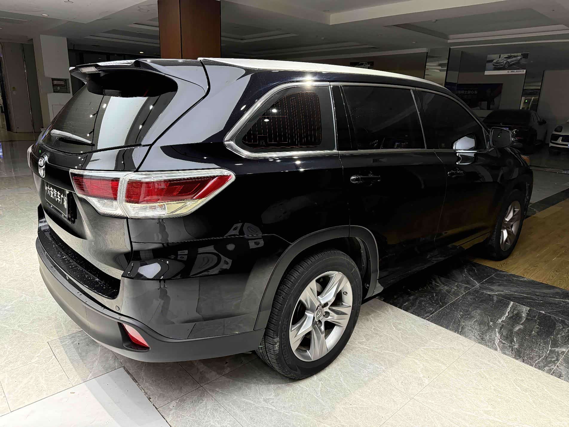 Toyota Highlander, 2017 все фото