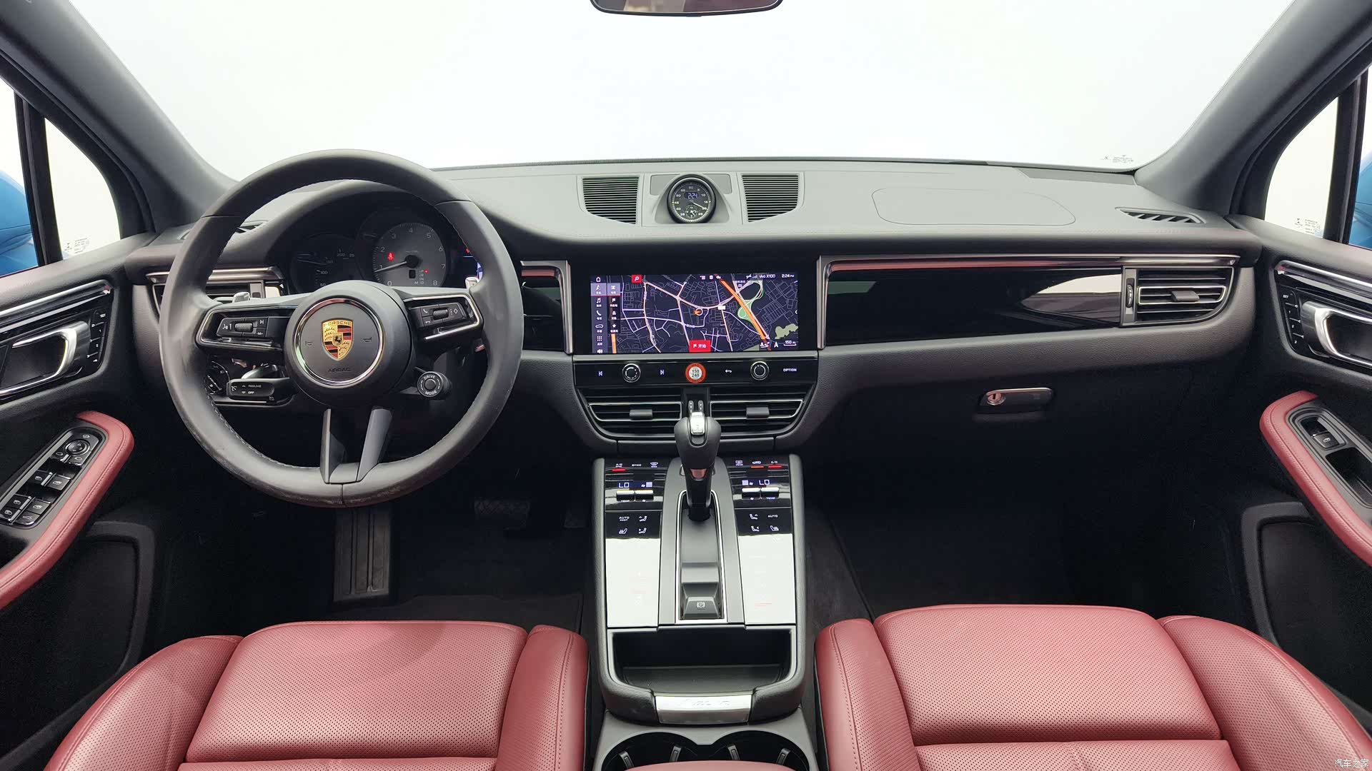 Porsche Macan, 2022 9