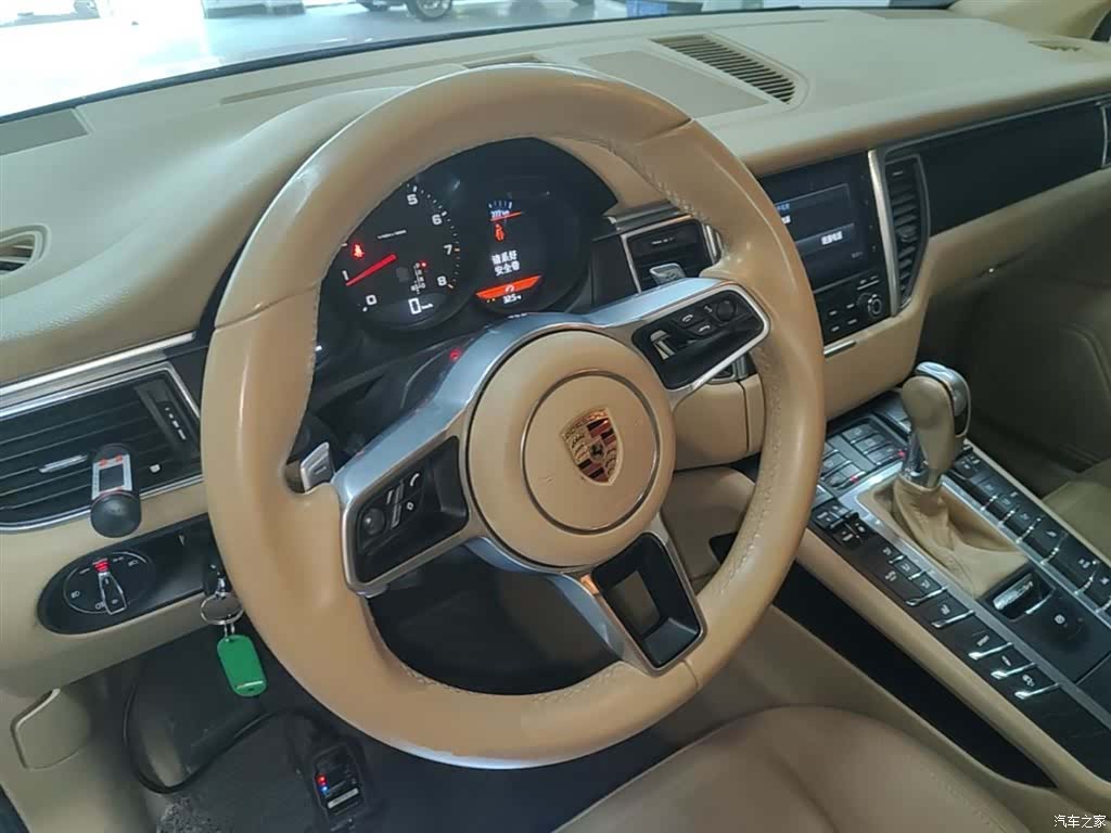 Porsche Macan, 2016 7