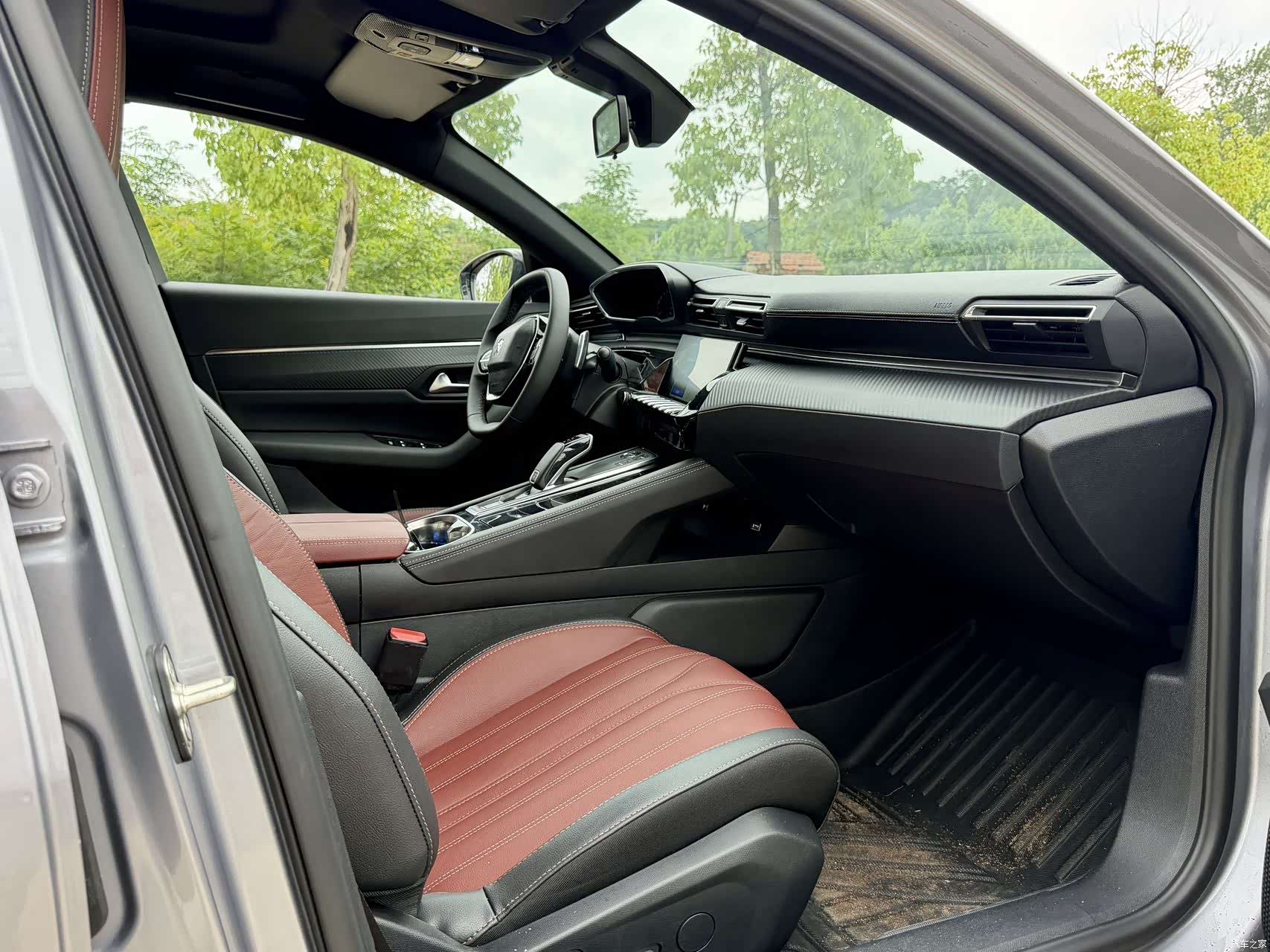 Peugeot 508L, 2023 13