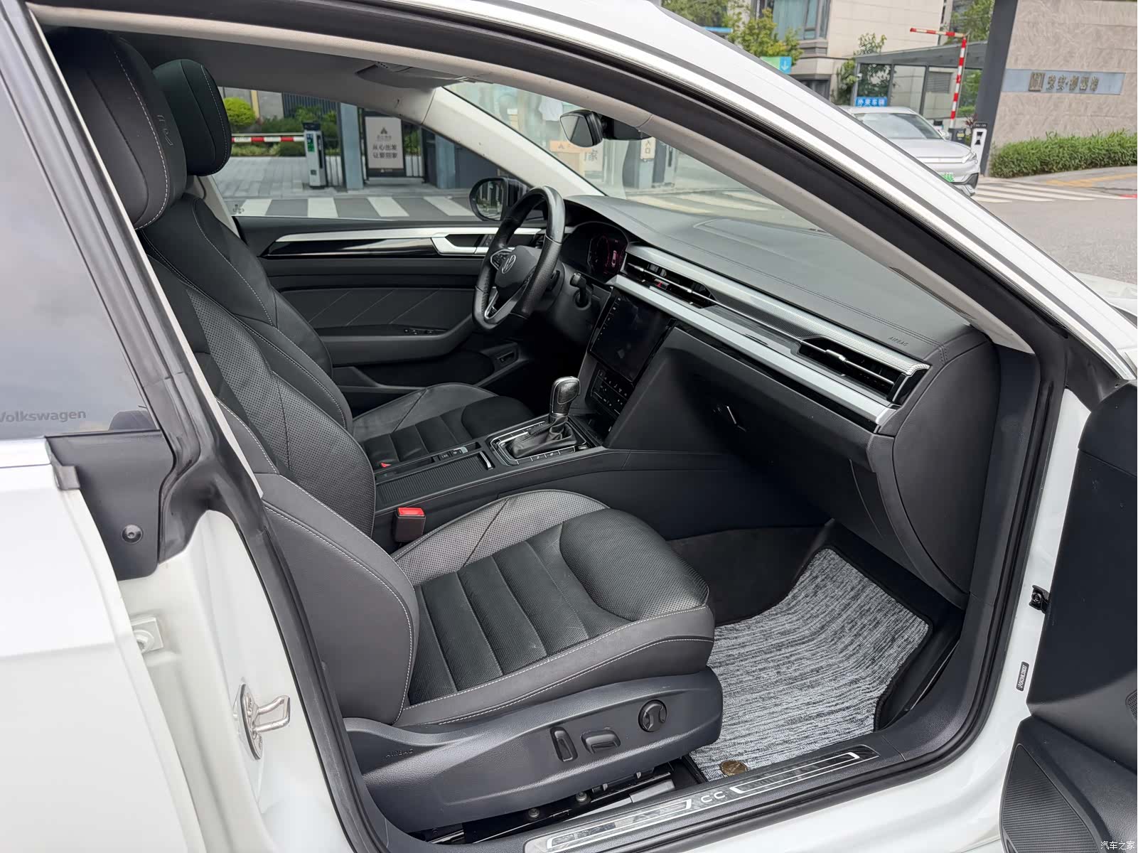 Volkswagen CC, 2021 11