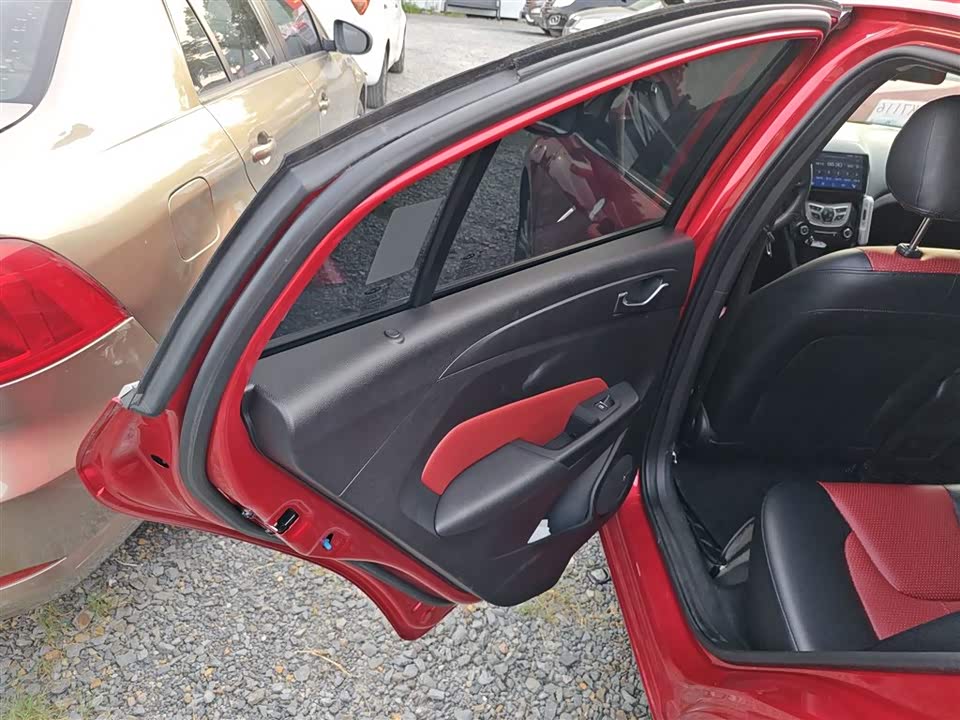 Chery Arrizo 5 Chery Arrizo 5