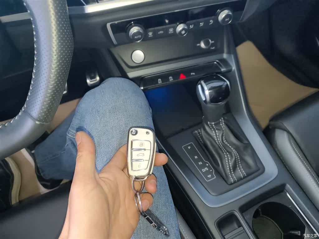 Audi Q3, 2020 17