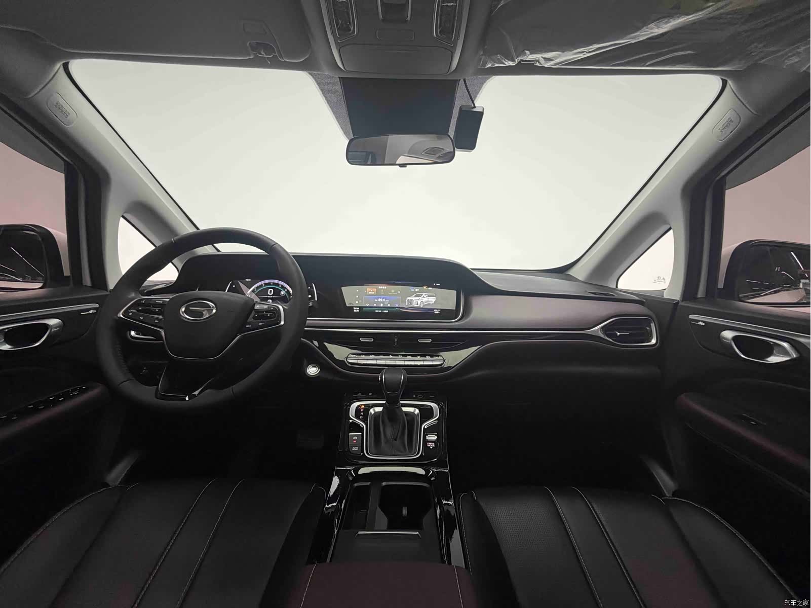 Trumpchi M6, 2024 11
