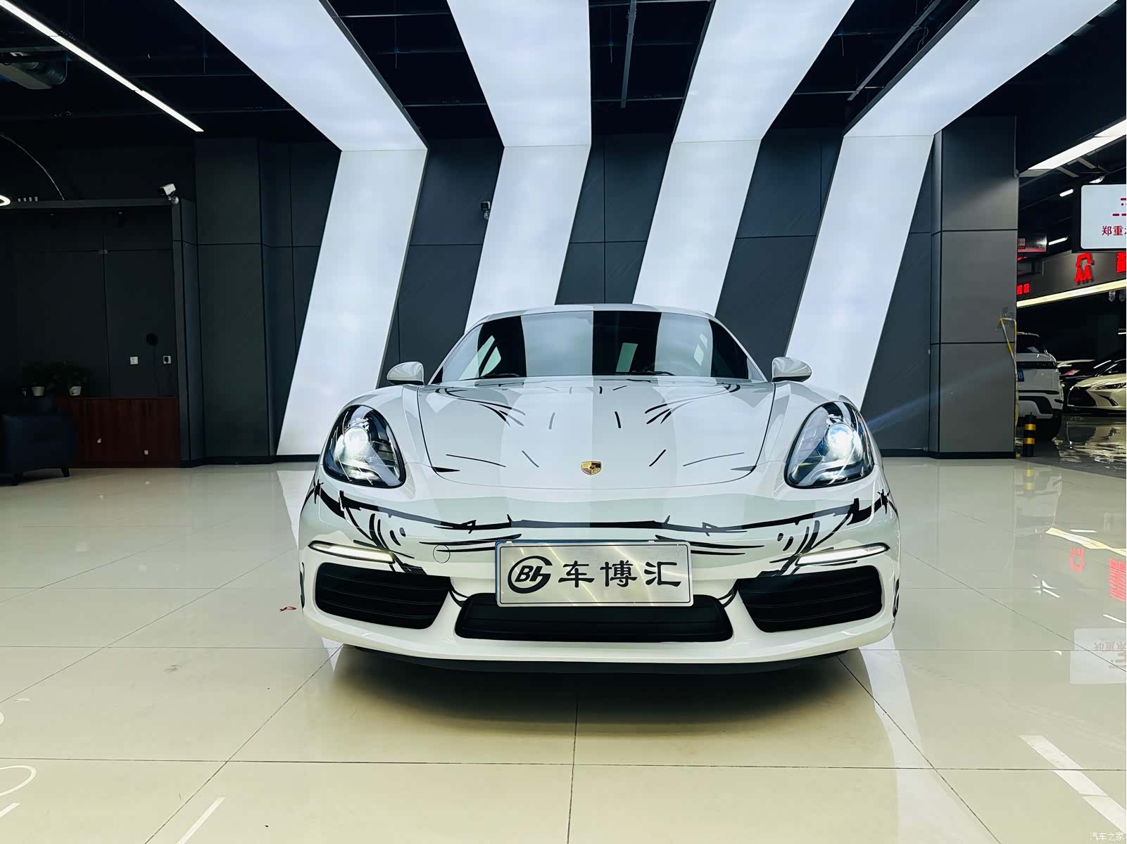 Porsche Cayman, 2019 2
