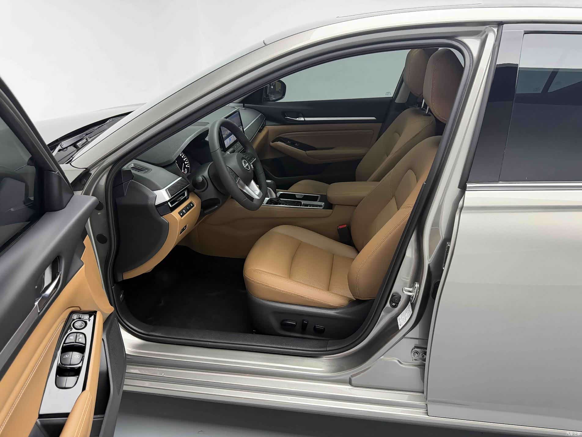 Nissan Teana, 2025 все фото