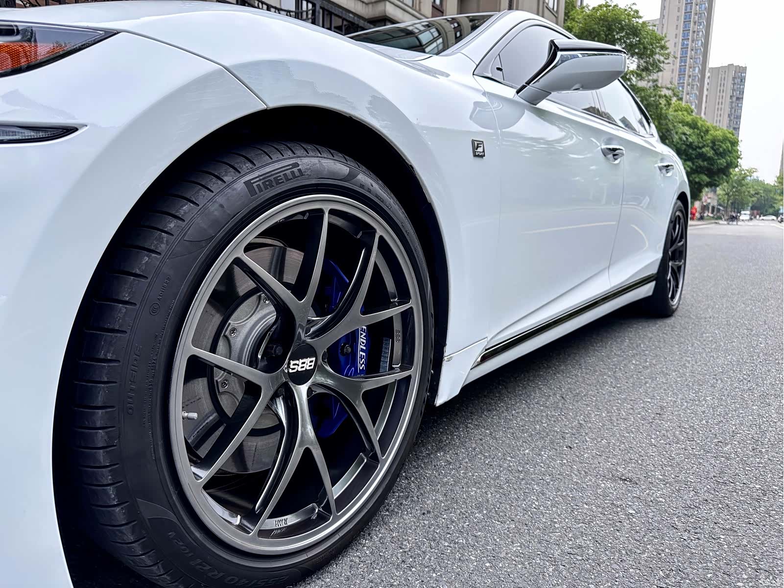 Lexus LS, 2020 8