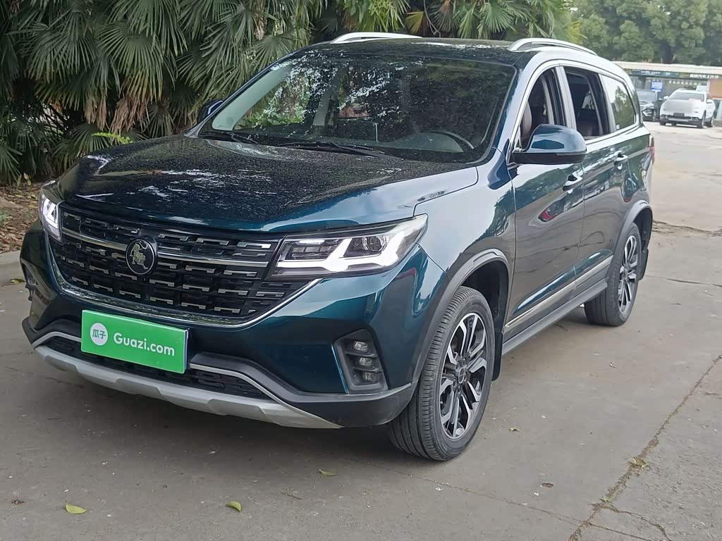 Dongfeng T5