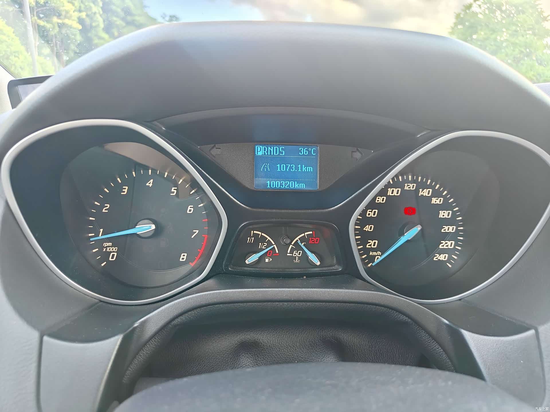 Ford Focus, 2013 17